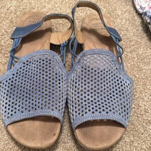 Blue Earth Origins flat sandals